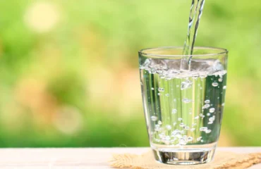 чи розчиняється залізо у воді